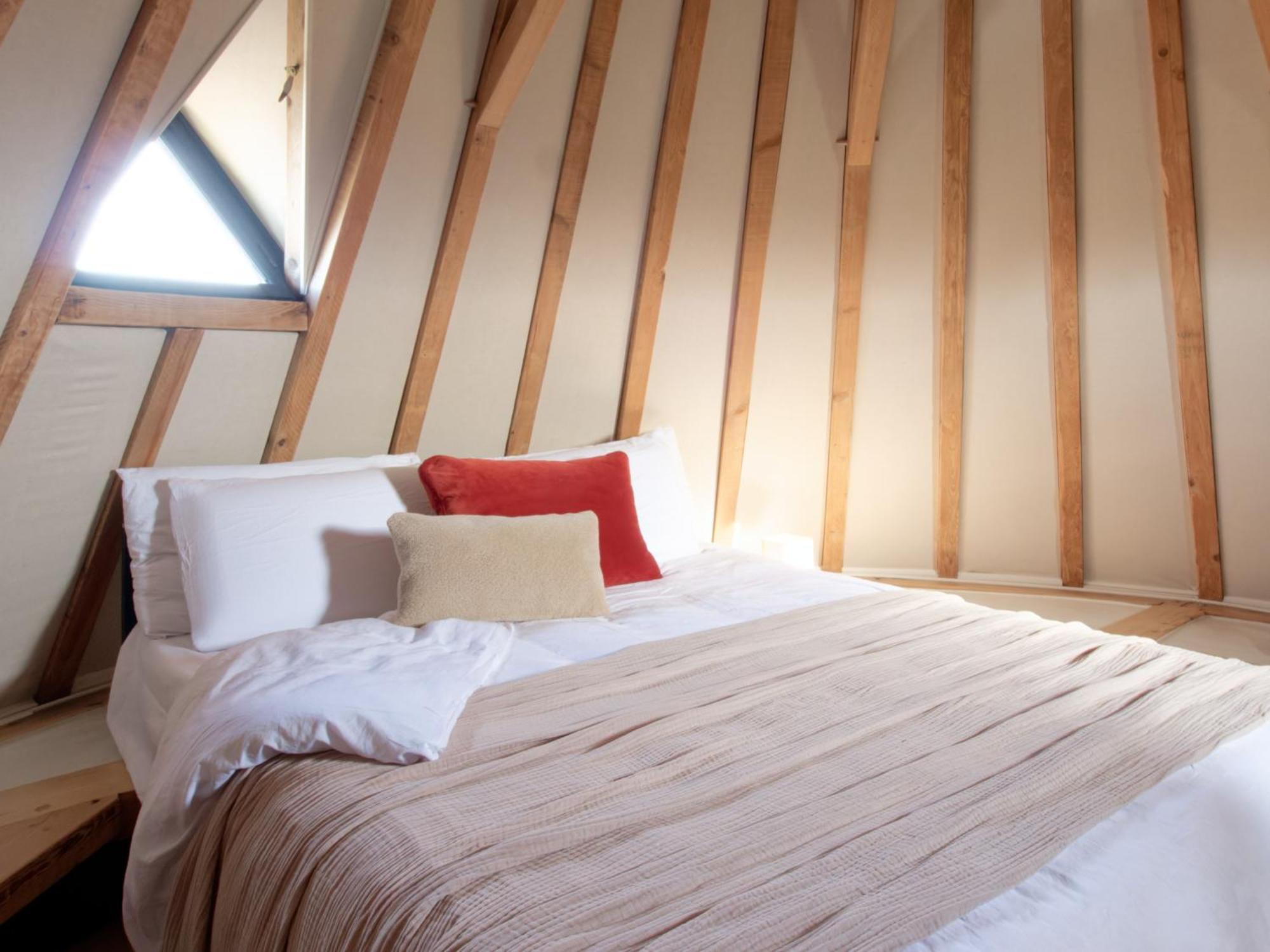 Enchanting Windmill Retreat Loubes-Bernac Exterior photo