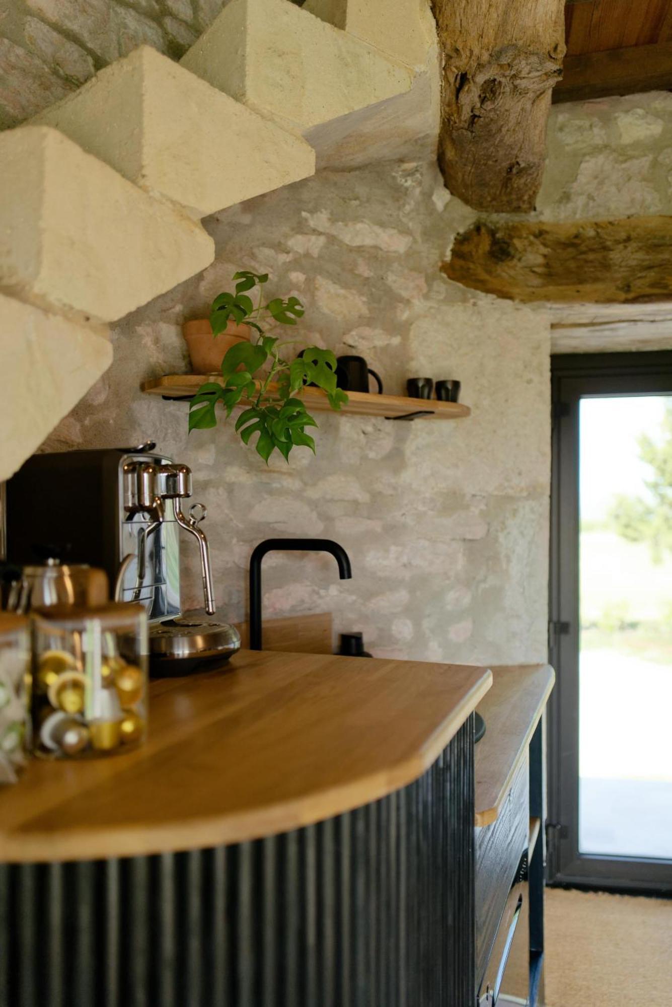 Enchanting Windmill Retreat Loubes-Bernac Exterior photo